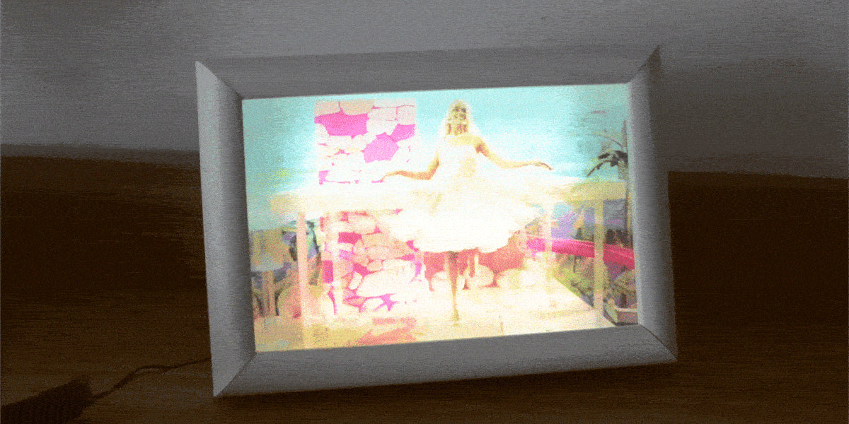 lenticular lightbox and lenticular lightboxes UK