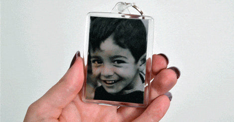 Jumbo lenticular keyring of boy and girl
