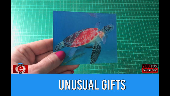 3D Postcards That Move | Motion Postcard Printing UK